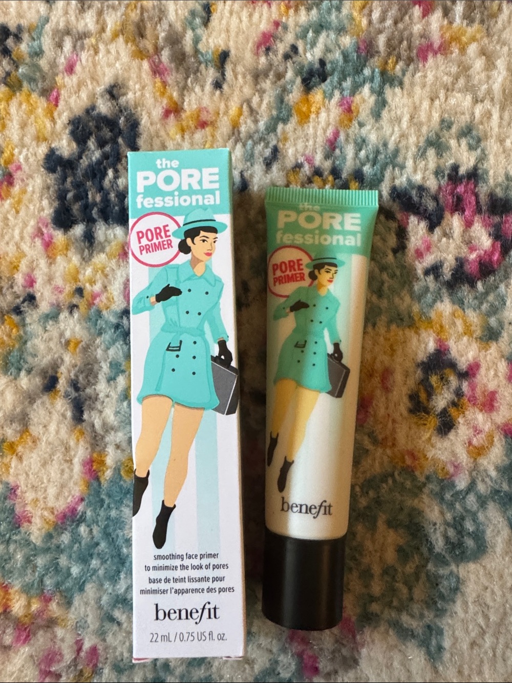 Benefit POREfessional Face Primer in Light Turquoise Packaging
